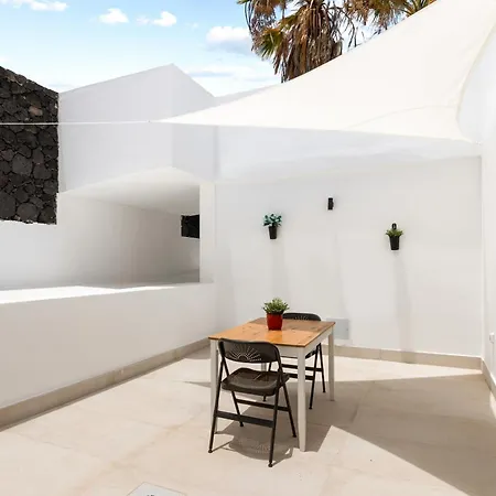 Villa Home2book Elegant With Jacuzzi Costa Teguise